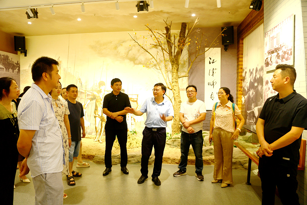 HPua_1721718570233029854.jpg 2.jpg