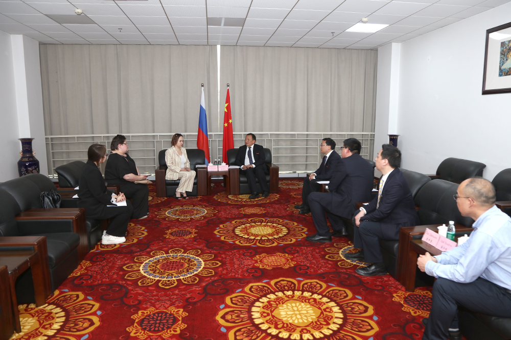 FnuQ_1744194513290042961.jpg 20250408ddstghg1.jpg