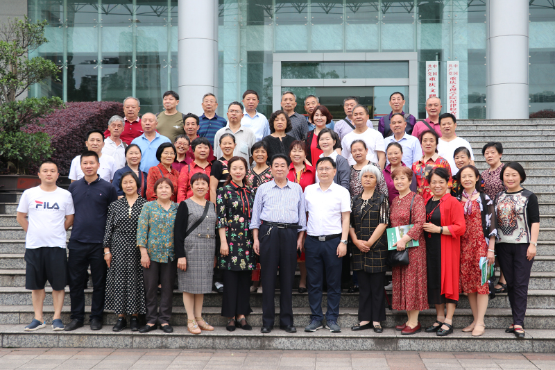 1621409448619092955.jpg 1621409448619092955.jpg