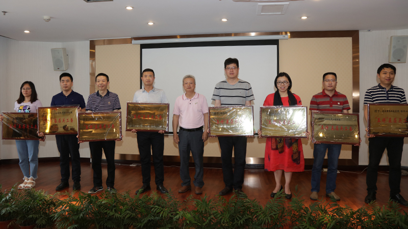 1526026230369015992.jpg 20180508ggwhy3.jpg